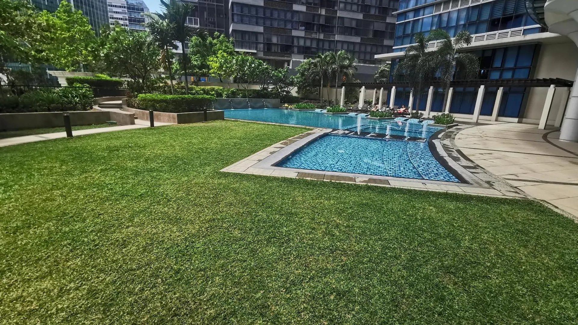 Caleze Properties Uptown Palazzo Bgc One Bedroom Manila